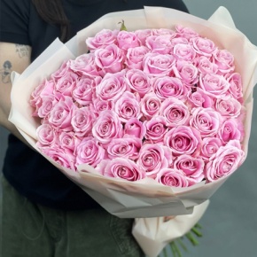 Букет из 55 роз Аваланж (60 см) в Серпухове