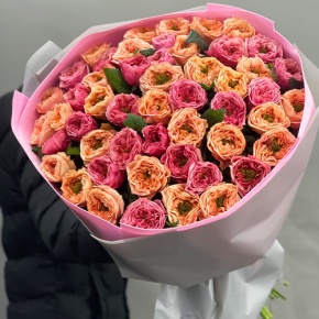 Букет "Лав ю" из 51 пионовидной розы Риджентс парк (60 см) в Серпухове