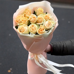 Букет из 11 роз Пич Аваланж (60 см) в Серпухове