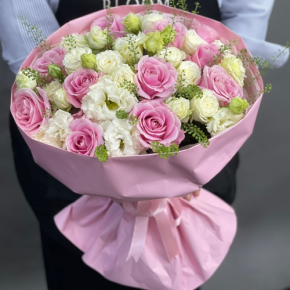 Букет "Нежное признание" из роз и эустом в Серпухове
