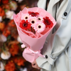 Букет "Ты + я" из гербер мини в Серпухове