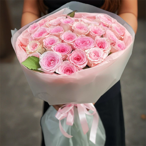 Букет из 25 махровых роз (60 см) в Серпухове