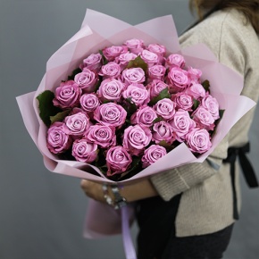 Букет из 35 малиновых роз Меритим (50 см) в Серпухове