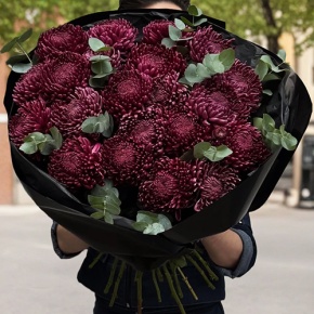 Букет из 21 винной хризантемы Бигоуди в Серпухове