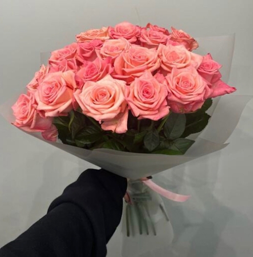 Букет из 21 розовой розы (50 см) в Серпухове