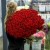 Букет 101 красная роза Ред Наоми (60 см) в Серпухове